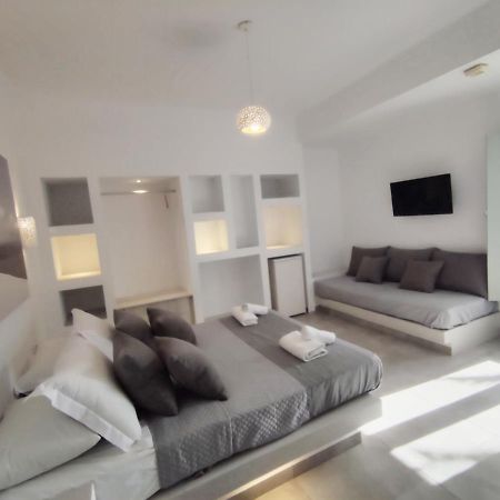 Fira Tranquil Rooms Eksteriør billede